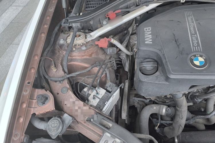 Used BMW X4 2014 xDrive20i X Design Package Engine Bay Right