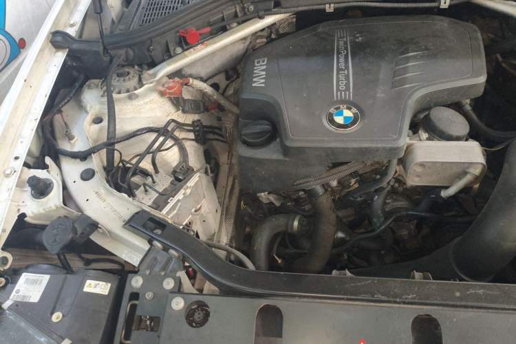 Used BMW X4 2014 xDrive20i X Design Package Engine Bay Right