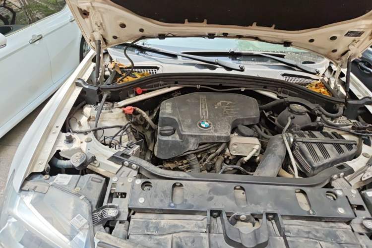 Used BMW X4 2014 xDrive20i X Design Package Engine Bay Right