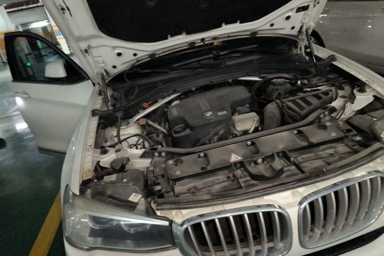 Used BMW X4 2014 xDrive20i X Design Package Engine Bay Right