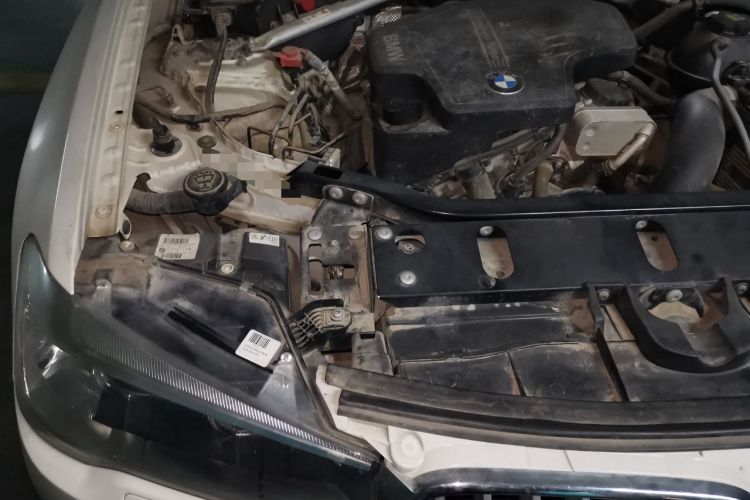 Used BMW X4 2014 xDrive20i X Design Package Engine Bay Right