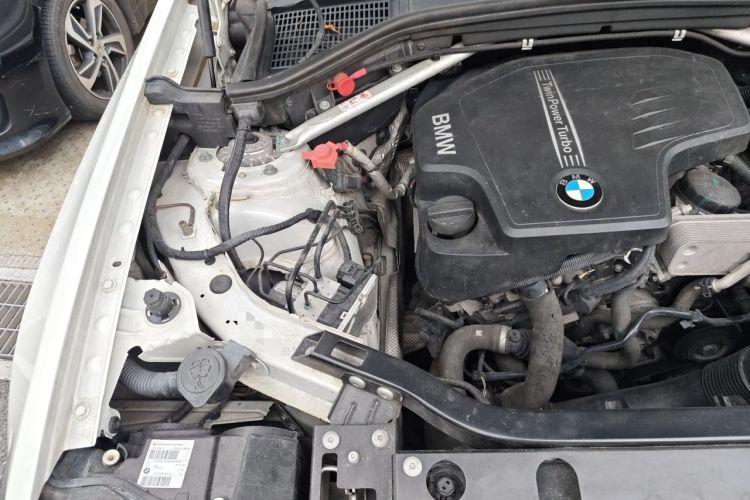 Used BMW X4 2014 xDrive20i X Design Package Engine Bay Right