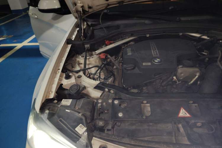 Used BMW X4 2014 xDrive28i M Sport Edition Engine Bay Right