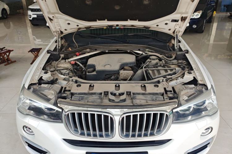 Used BMW X4 2014 xDrive20i X Design Package Engine Bay