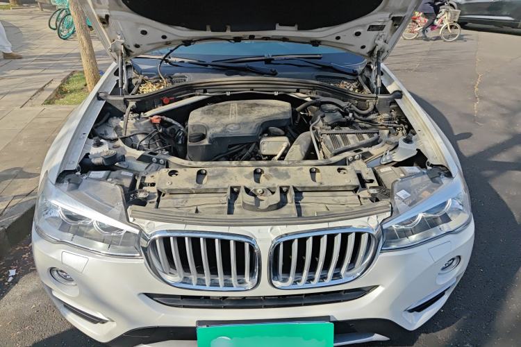 Used BMW X4 2014 xDrive20i X Design Package Engine Bay