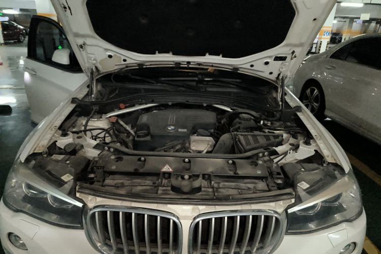 Used BMW X4 2014 xDrive20i X Design Package Engine Bay