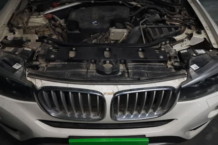 Used BMW X4 2014 xDrive20i X Design Package Engine Bay