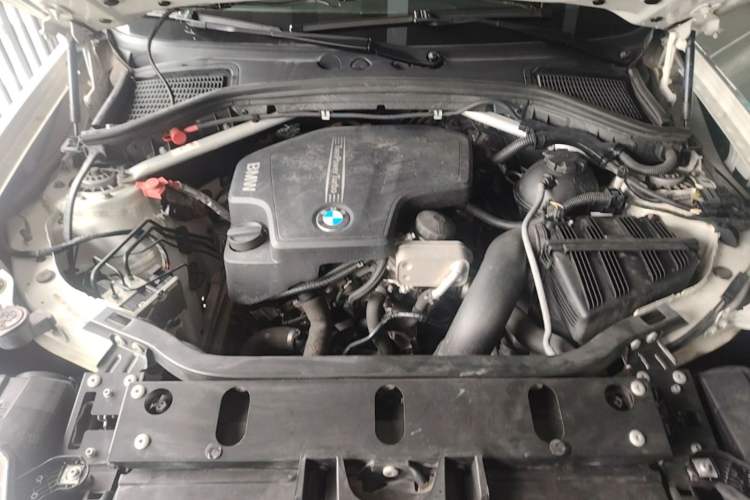 Used BMW X4 2014 xDrive20i X Design Package Engine Bay
