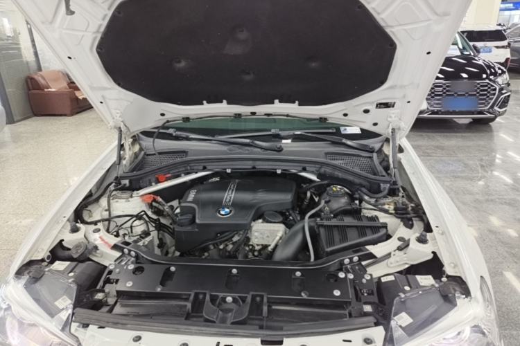 Used BMW X4 2014 xDrive20i X Design Package Engine Bay