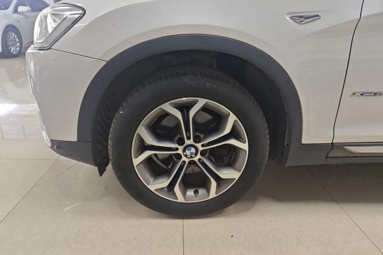 Used BMW X4 2014 xDrive20i X Design Package Exterior 4