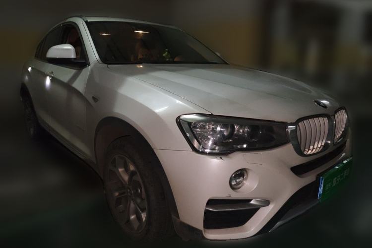 Used BMW X4 2014 xDrive20i X Design Package Front Right 45 Deg