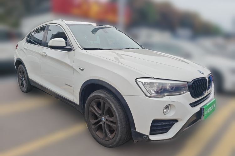 Used BMW X4 2014 xDrive28i Leading Model Front Right 45 Deg