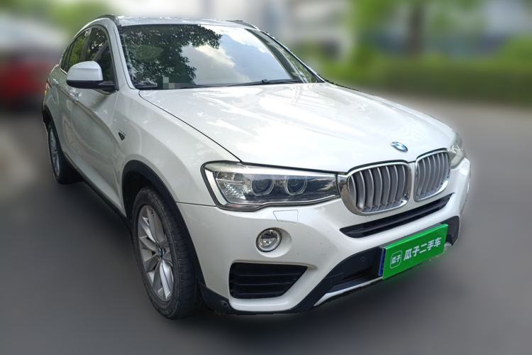 Used BMW X4 2014 xDrive28i Leading Model Front Right 45 Deg