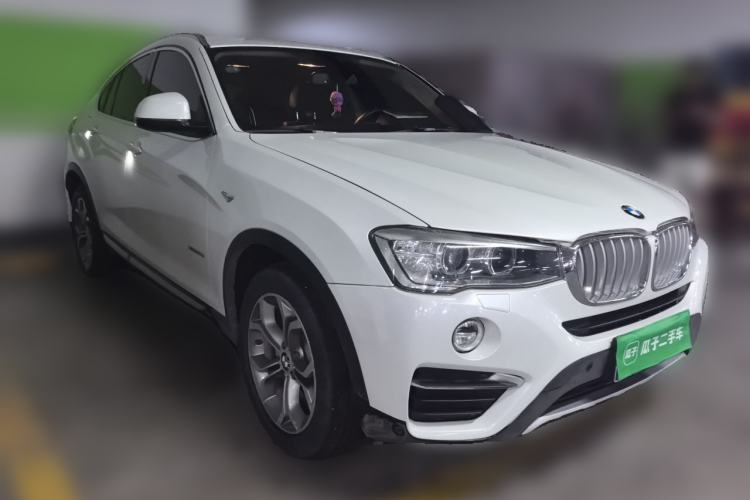 Used BMW X4 2014 xDrive20i X Design Package Front Right 45 Deg