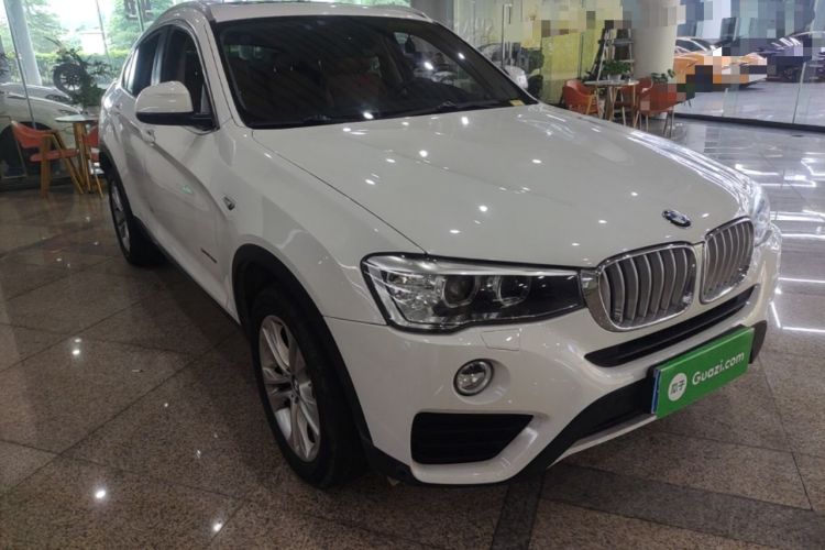 Used BMW X4 2014 xDrive28i Leading Model Front Right 45 Deg