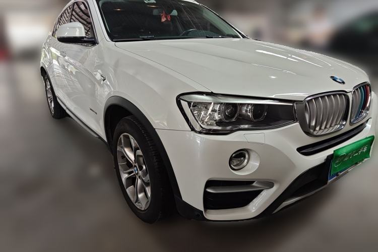 Used BMW X4 2014 xDrive20i X Design Package Front Right 45 Deg