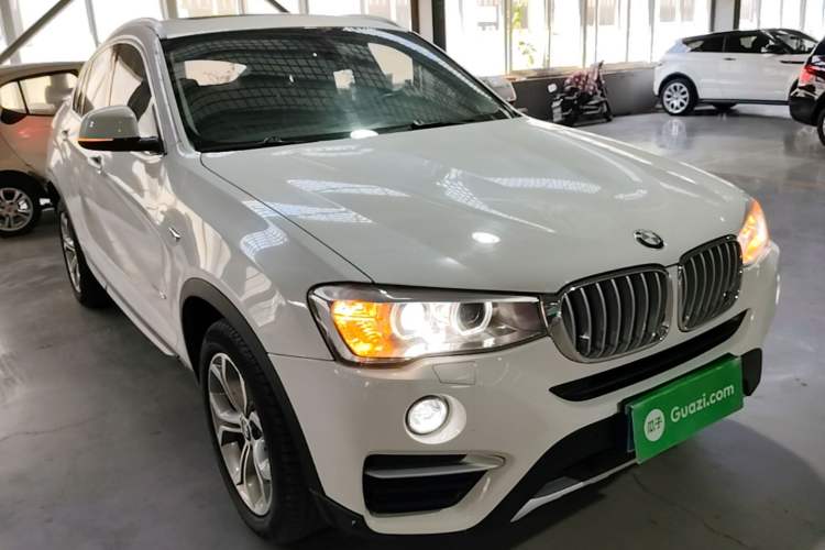 Used BMW X4 2014 xDrive20i X Design Package Front Right 45 Deg