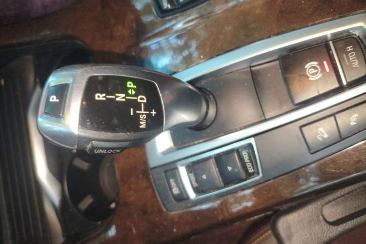 Used BMW X4 2014 xDrive20i X Design Package Gear Lever