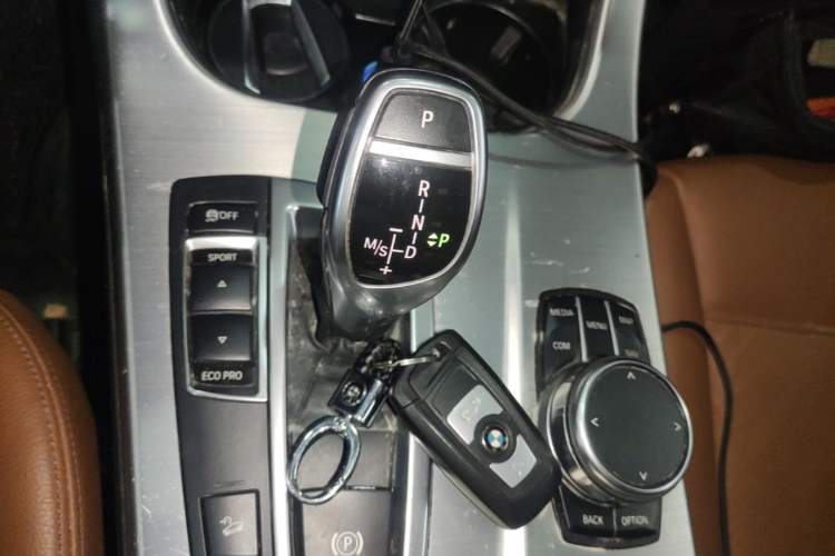 Used BMW X4 2014 xDrive28i Leading Model Gear Lever