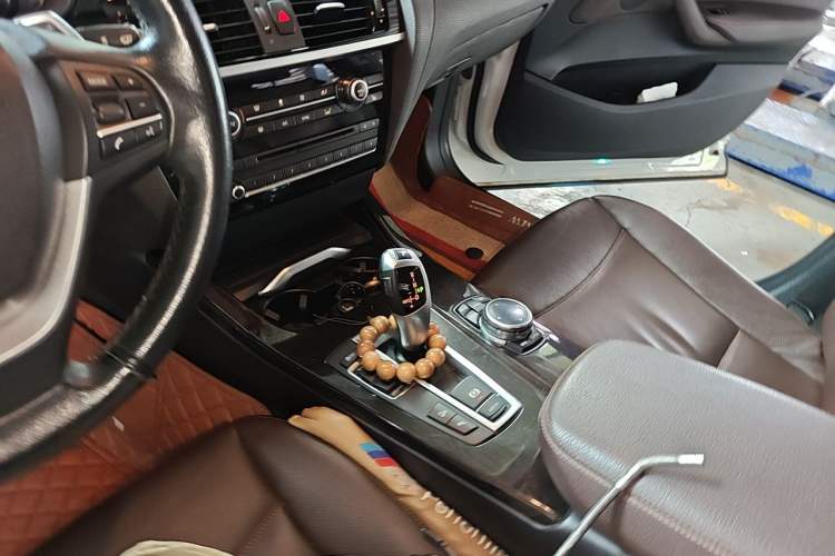 Used BMW X4 2014 xDrive20i X Design Package Gear Lever
