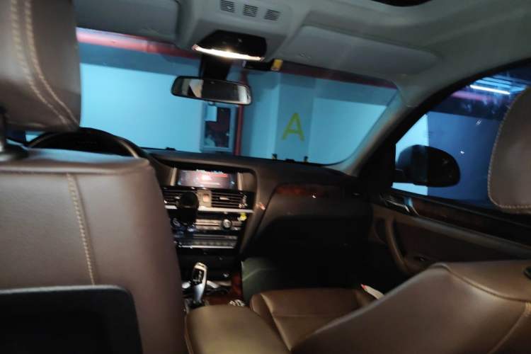 Used BMW X4 2014 xDrive20i X Design Package Headliner