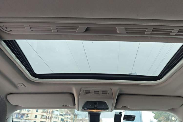 Used BMW X4 2014 xDrive20i X Design Package Headliner