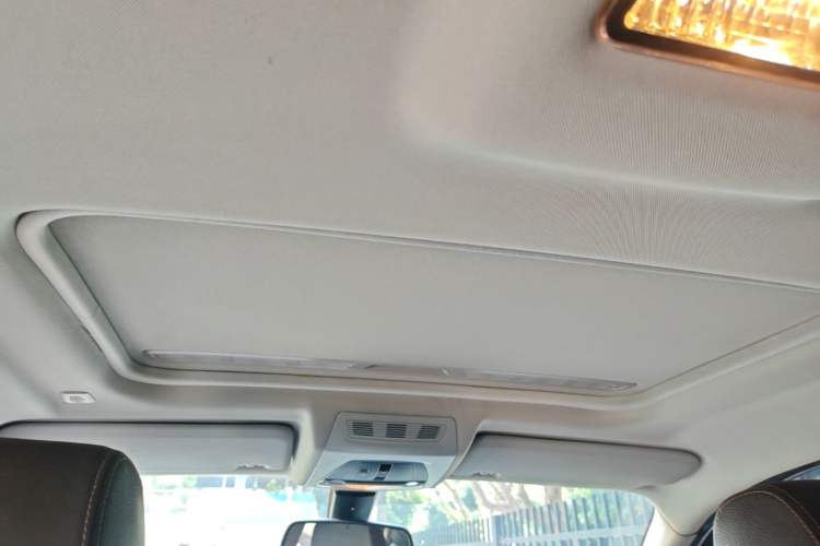 Used BMW X4 2014 xDrive20i X Design Package Headliner