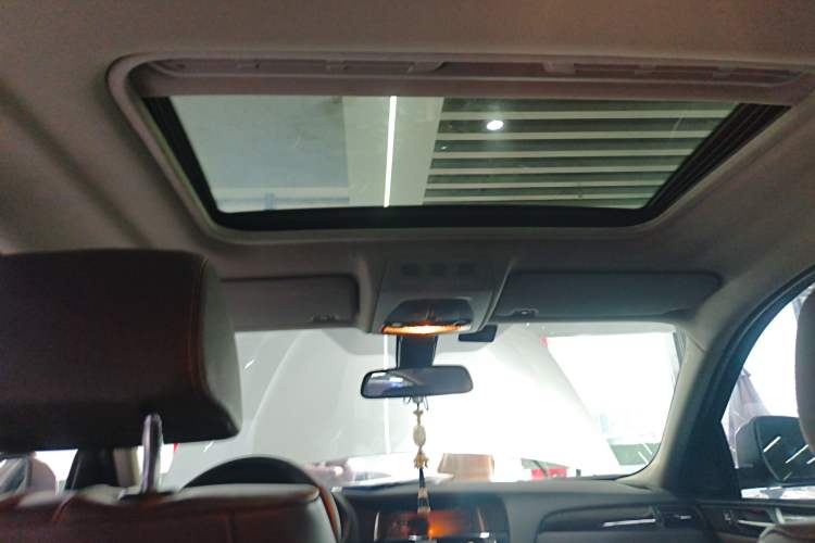 Used BMW X4 2014 xDrive20i X Design Package Headliner