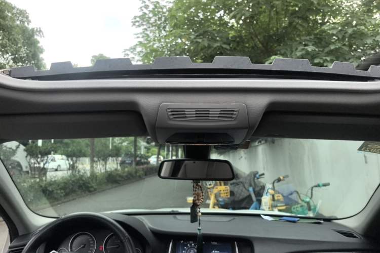 Used BMW X4 2014 xDrive20i X Design Package Headliner