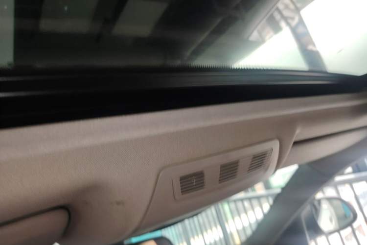 Used BMW X4 2014 xDrive20i X Design Package Headliner
