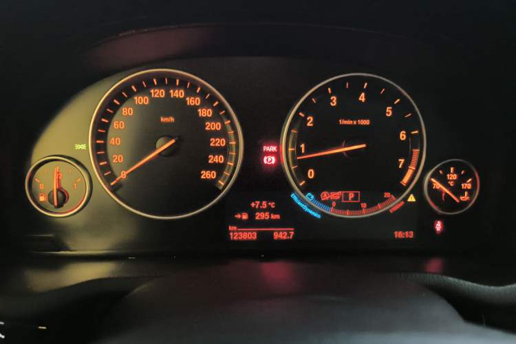 Used BMW X4 2014 xDrive20i X Design Package Instrument Cluster