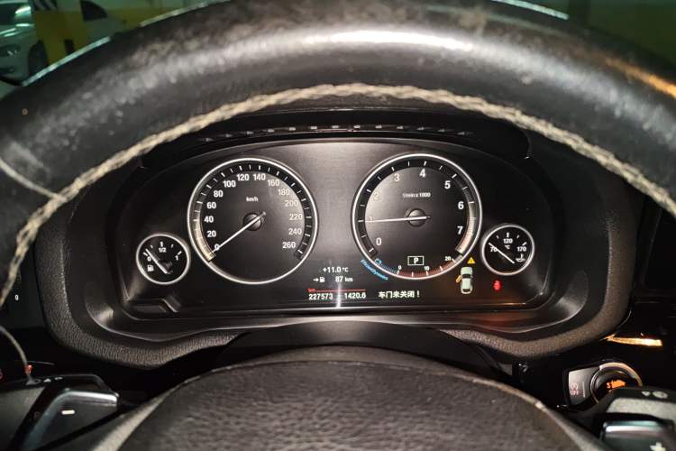 Used BMW X4 2014 xDrive20i X Design Package Instrument Cluster