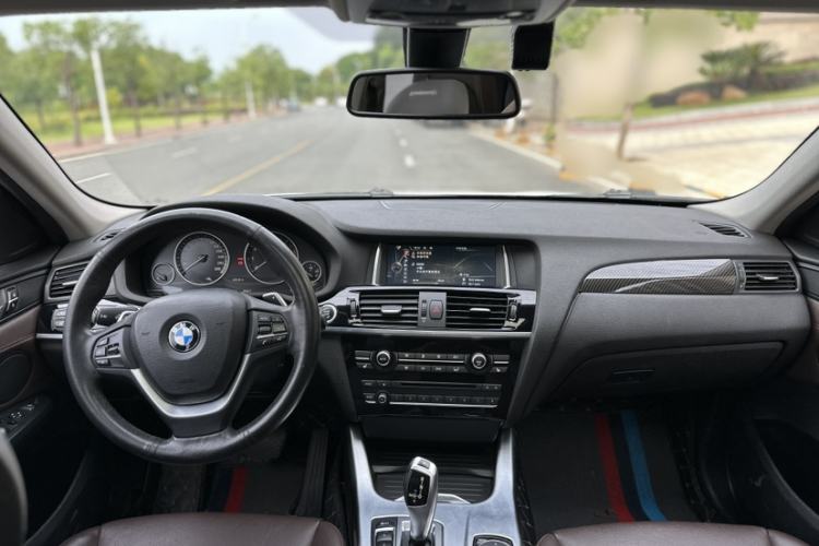 Used BMW X4 2014 xDrive20i X Design Package Interior 1