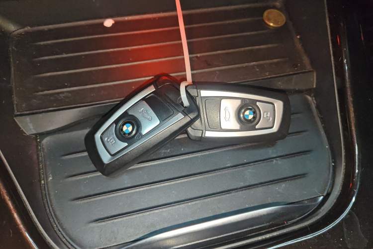 Used BMW X4 2014 xDrive20i X Design Package Interior 1