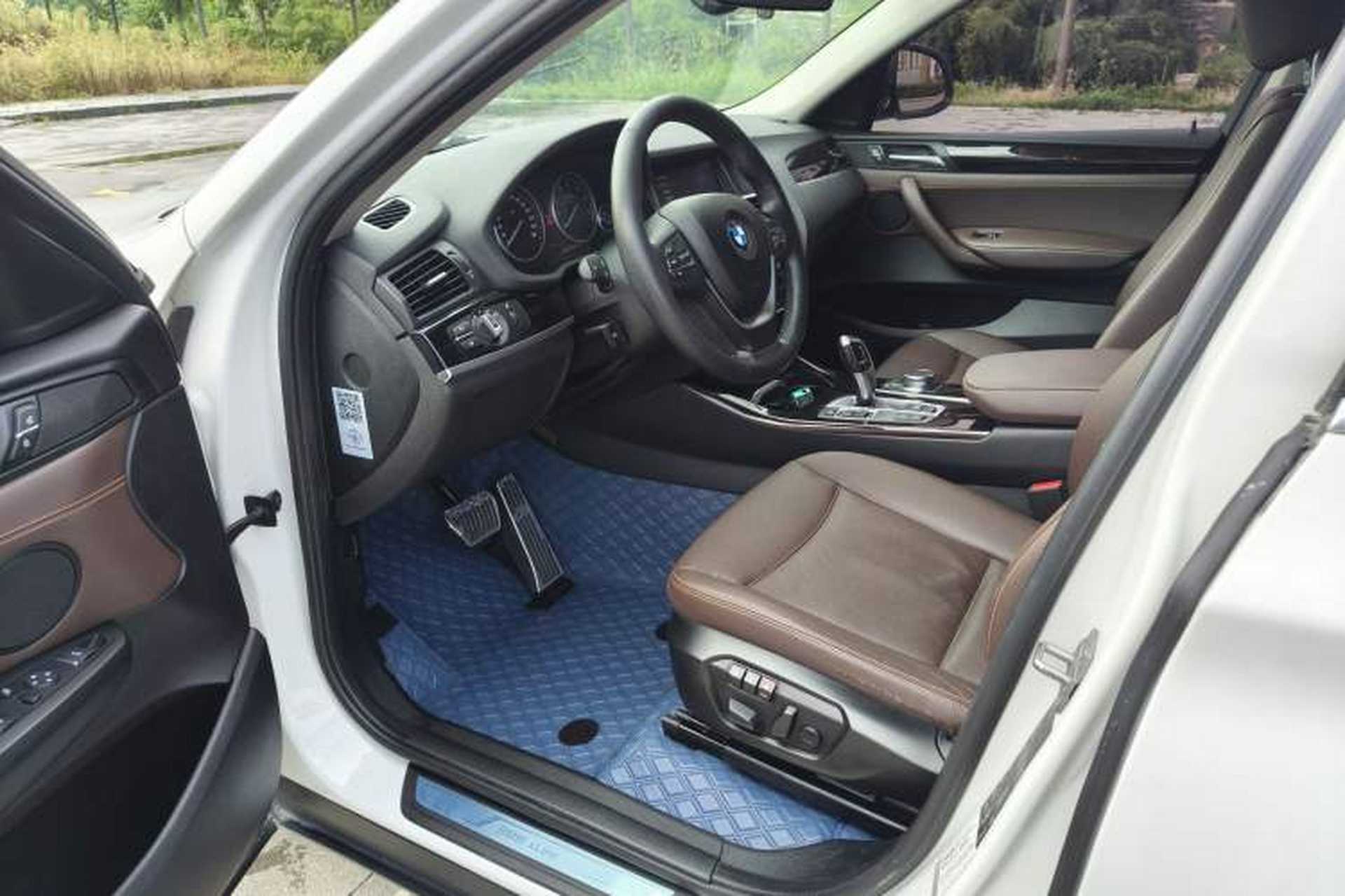 Used BMW X4 2014 xDrive20i X Design Package Interior 2