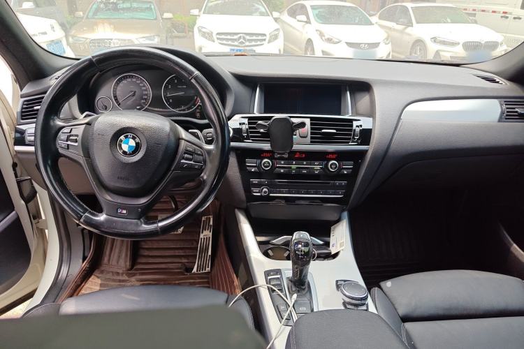 Used BMW X4 2014 xDrive28i M Sport Edition Interior 2