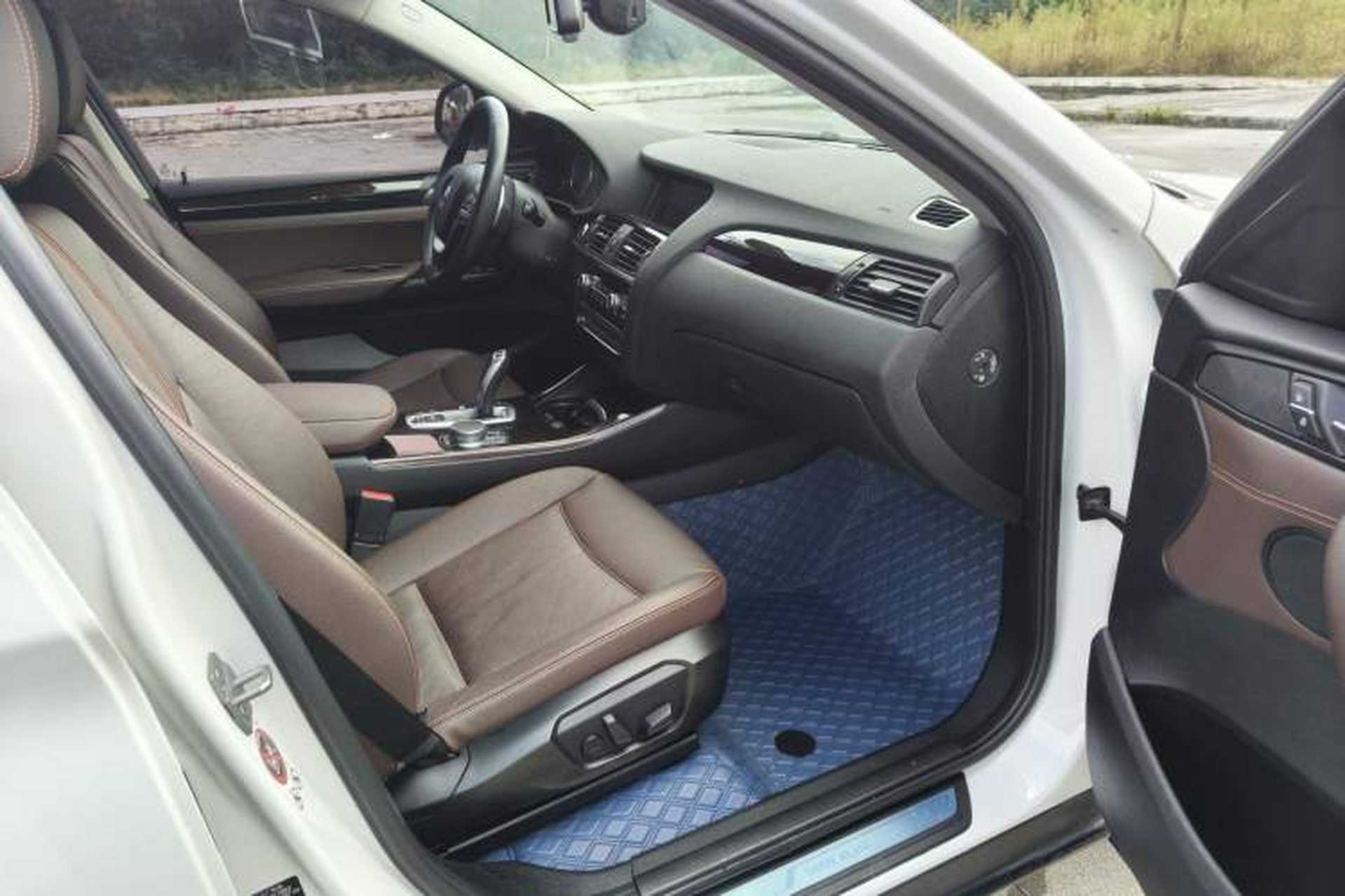 Used BMW X4 2014 xDrive20i X Design Package Interior 4