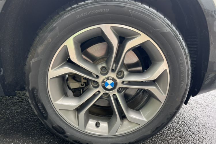 Used BMW X4 2014 xDrive20i X Design Package Interior 8
