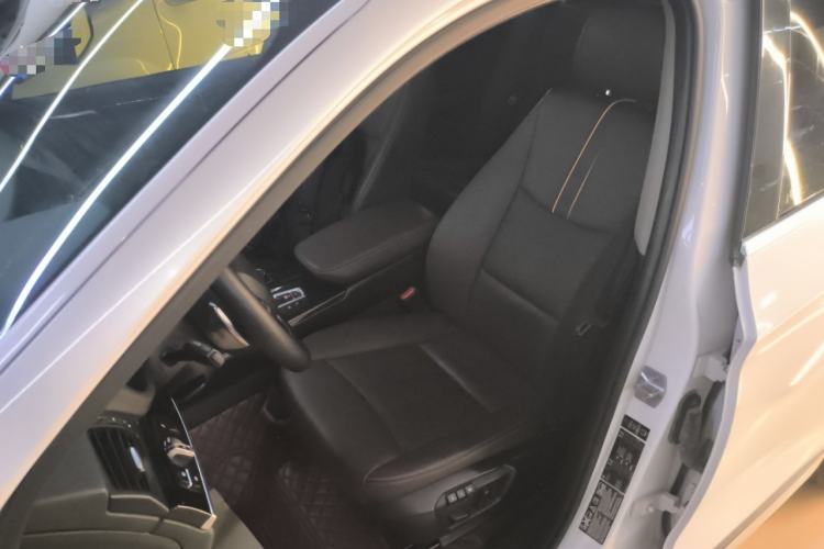 Used BMW X4 2014 xDrive20i X Design Package Left Front Seat