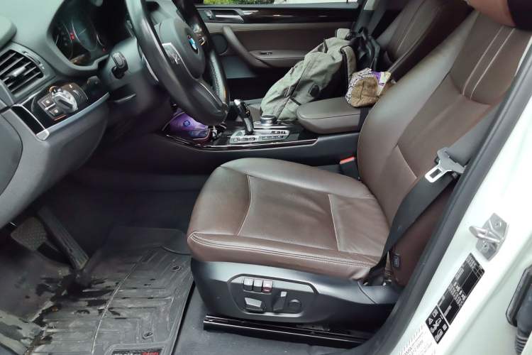 Used BMW X4 2014 xDrive20i X Design Package Left Front Seat