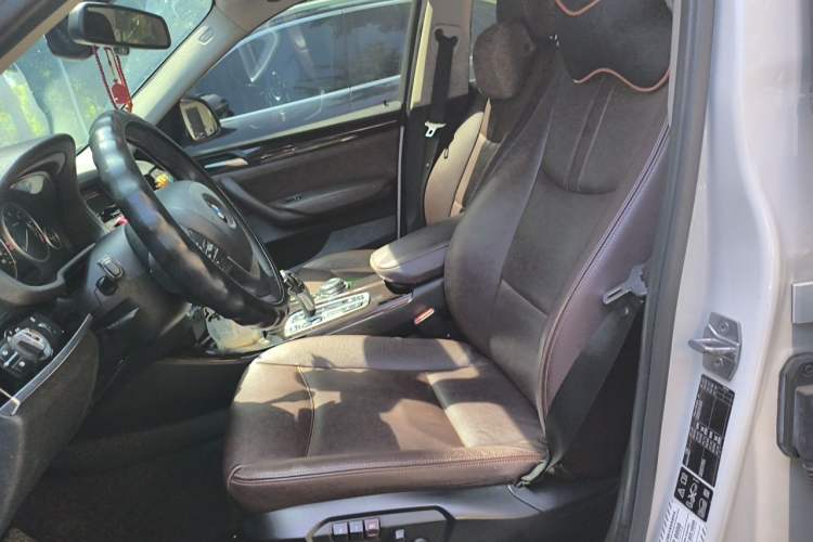 Used BMW X4 2014 xDrive20i X Design Package Left Front Seat
