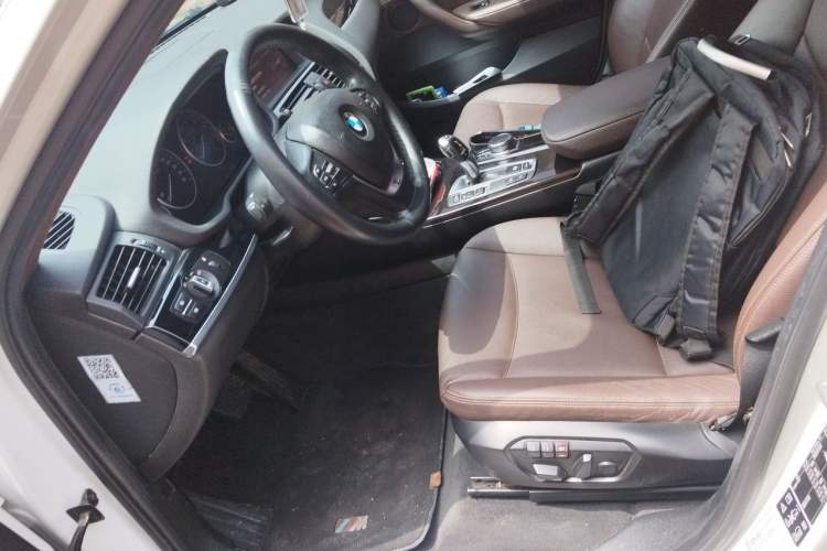 Used BMW X4 2014 xDrive20i X Design Package Left Front Seat