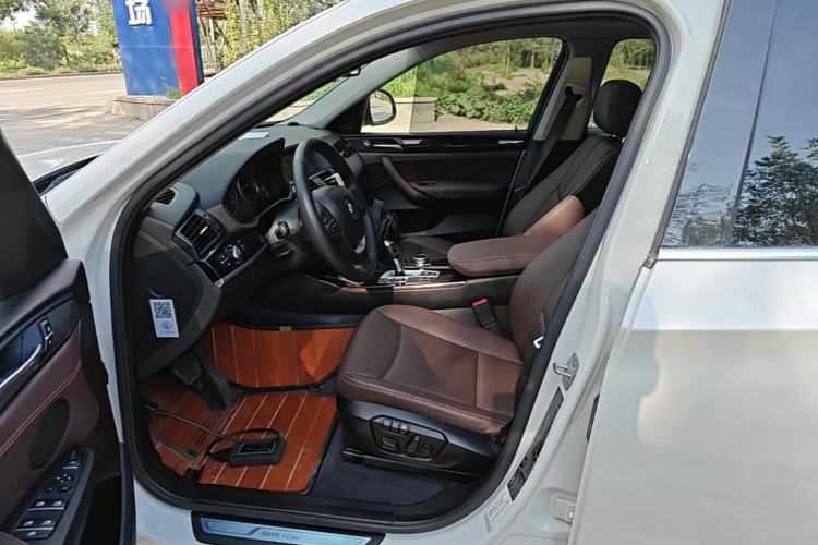 Used BMW X4 2014 xDrive20i X Design Package Left Front Seat