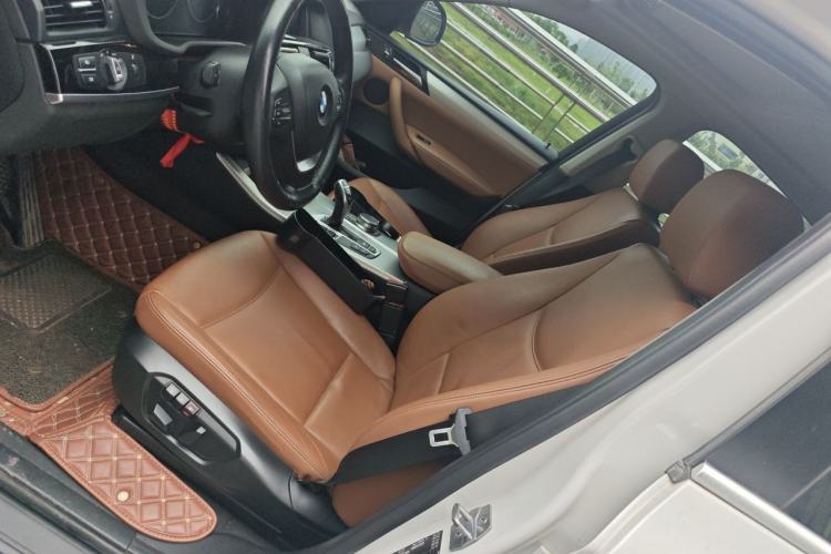 Used BMW X4 2014 xDrive28i Leading Model Left Front Seat