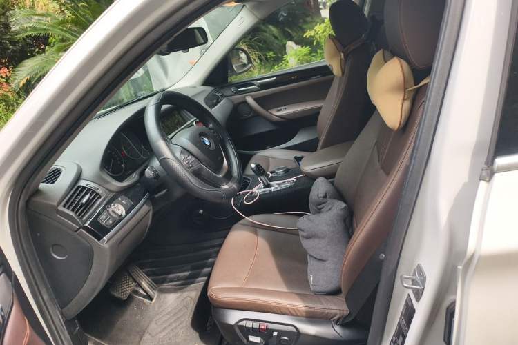 Used BMW X4 2014 xDrive20i X Design Package Left Front Seat