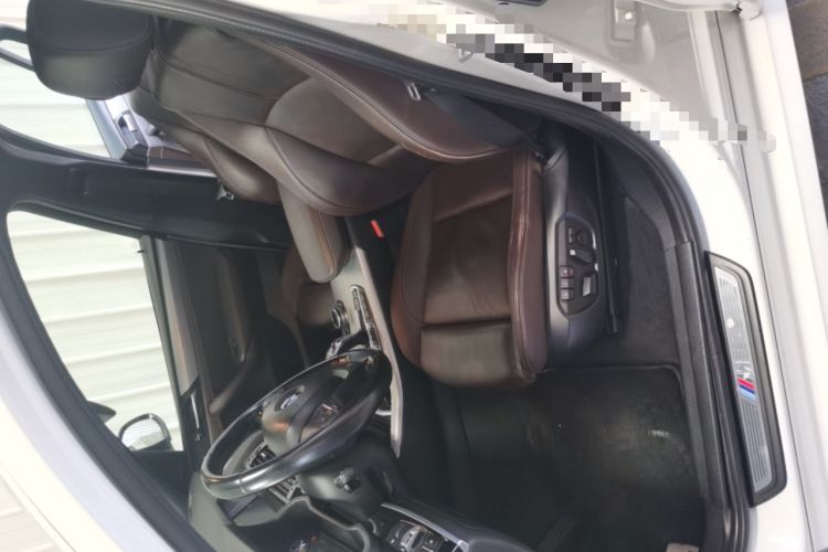 Used BMW X4 2014 xDrive35i M Sport model Left Front Seat