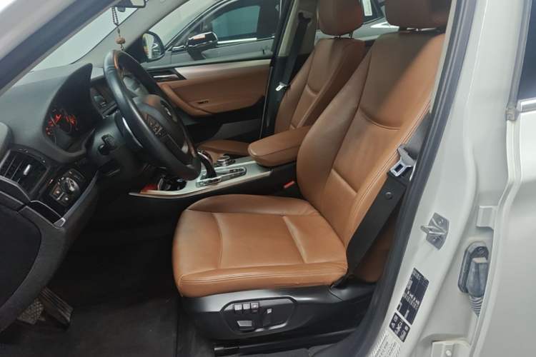 Used BMW X4 2014 xDrive28i Leading Model Left Front Seat