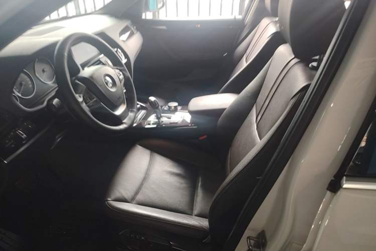 Used BMW X4 2014 xDrive20i X Design Package Left Front Seat