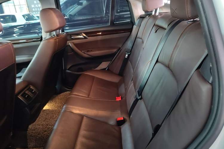 Used BMW X4 2014 xDrive20i X Design Package Left Rear Seat