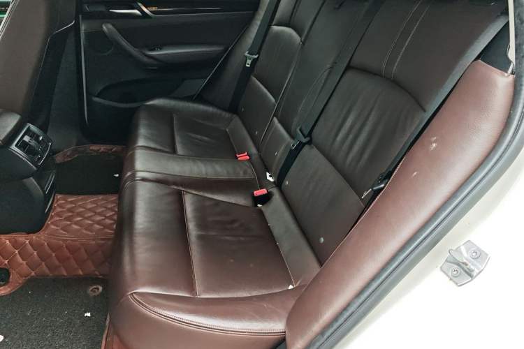 Used BMW X4 2014 xDrive20i X Design Package Left Rear Seat